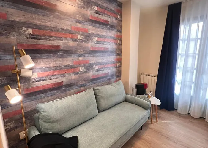 Cambaral 1e דירה *